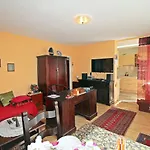 Apartment Vienna Waits For You By Interhome