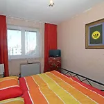 Apartment Vienna Waits For You By Interhome