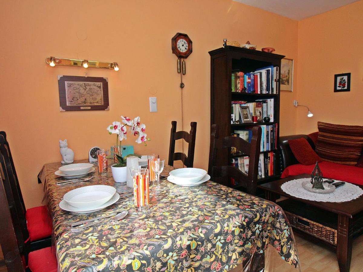 Appartement Waits For By Interhome Wenen