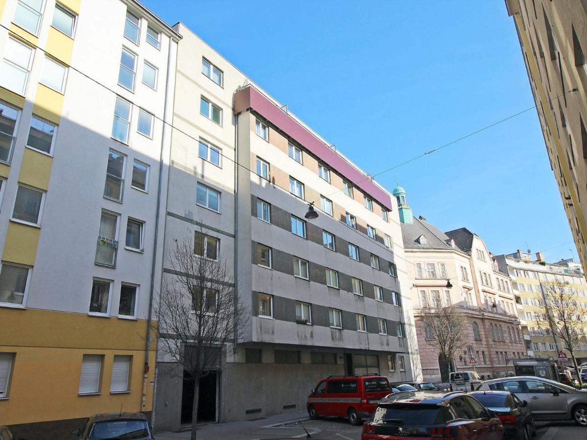 Appartement Waits For By Interhome Wenen