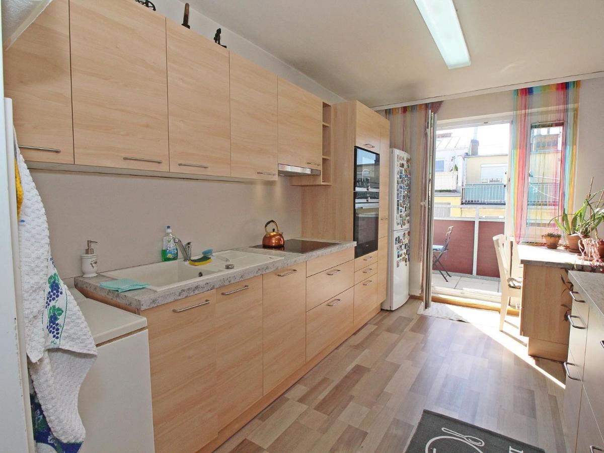 Waits For By Interhome Appartement